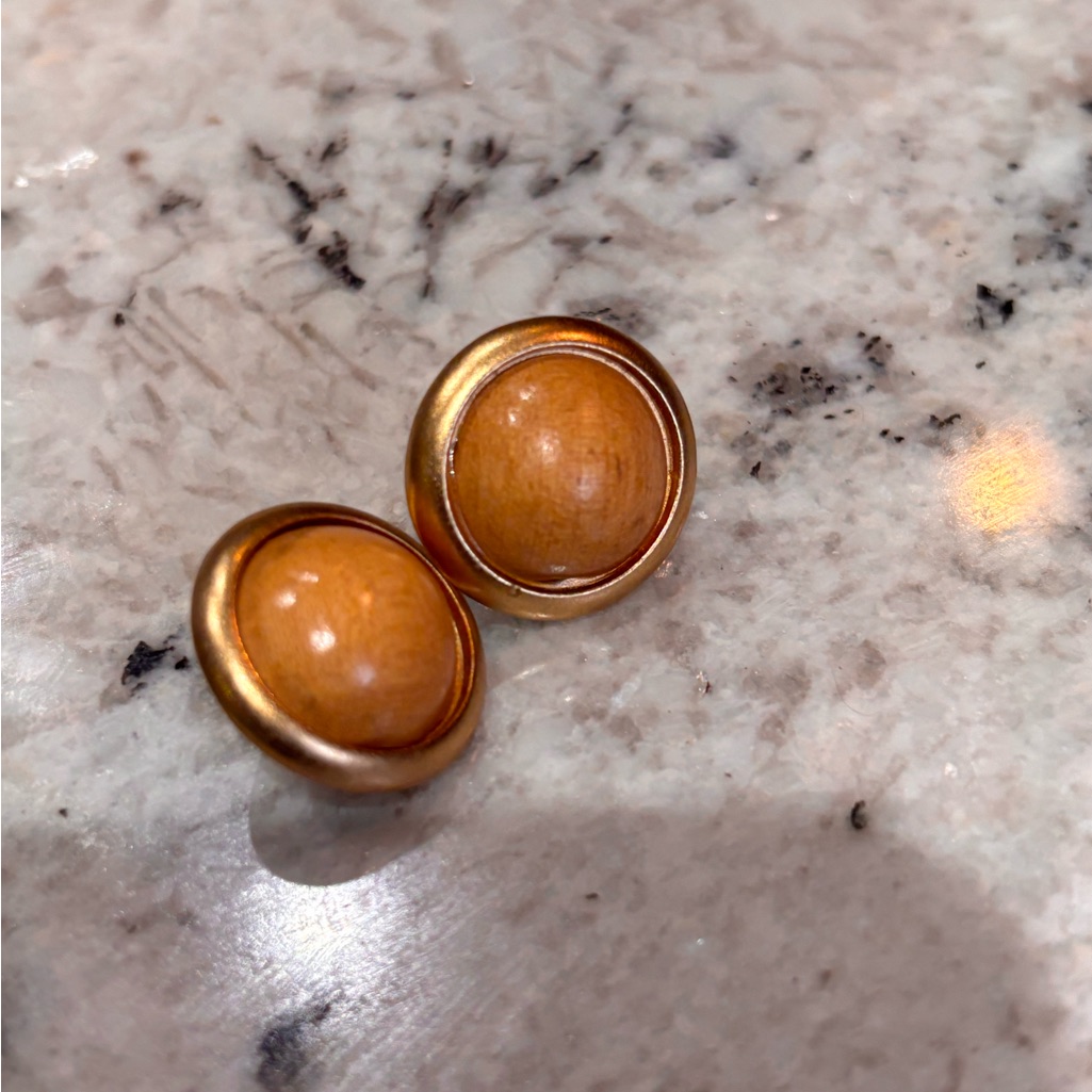 Vintage Yves Saint Laurent Stud Earrings 175$